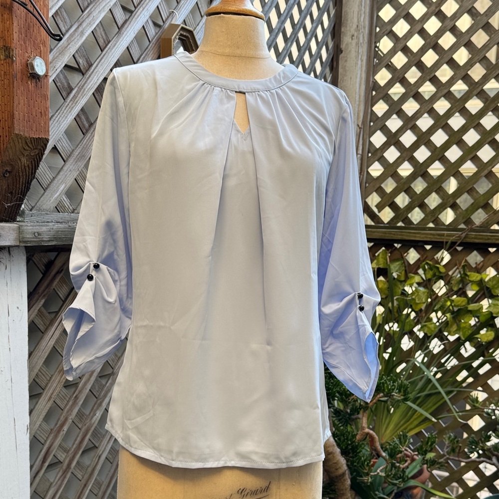Blouse, Baby Blue, Size Small.  T Allegra K. 3/4 Tuck Sleeves Inverted pleat
NWT